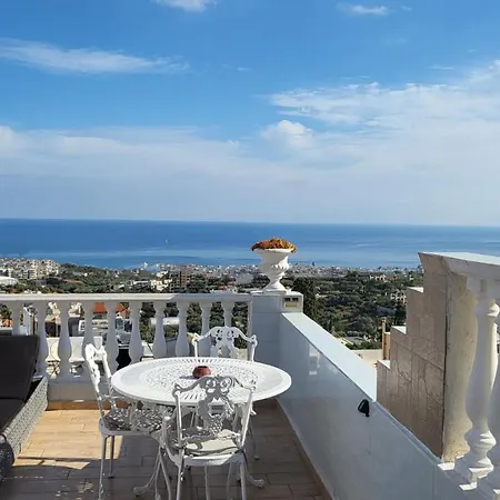 In Guest - We Offer A Pleasant In A Beautiful Setting Guest house Hersonissos (Crete)