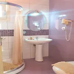 Private Premium For A Pleasant In A Beautiful Place With Pool Ac Penzion 4*